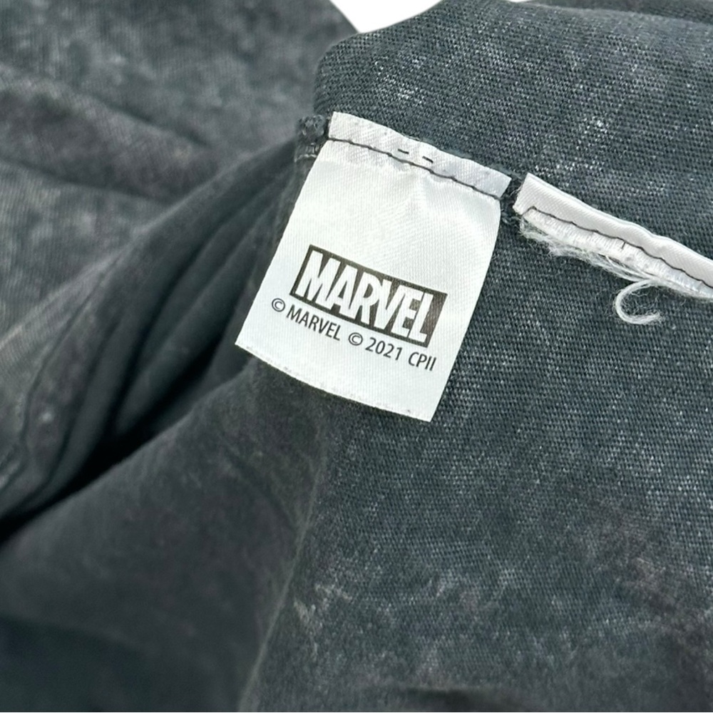 Disney Marvel Friendly Neighborhood Spider-Man Tee - Adult XL - Picture 2 of 4